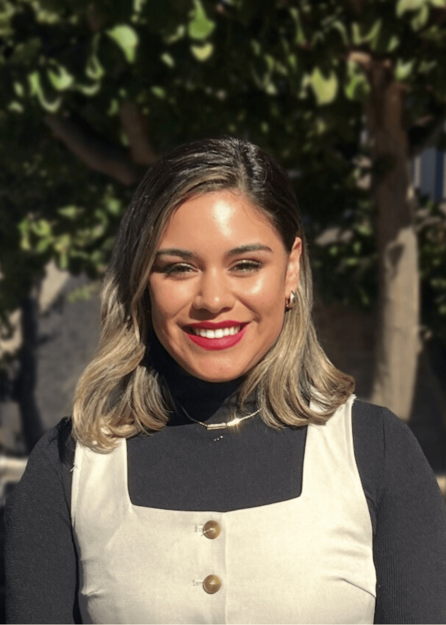 </p>
<h3> Serena Ruiz </h3>
<p>